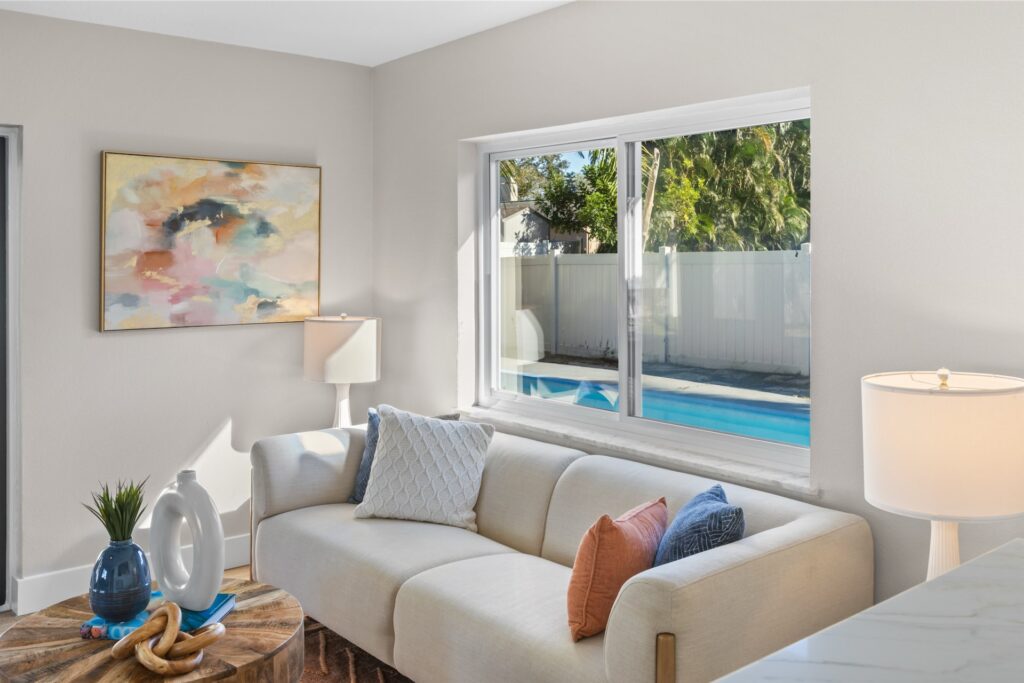 6135 Tanglewood Dr ne-01