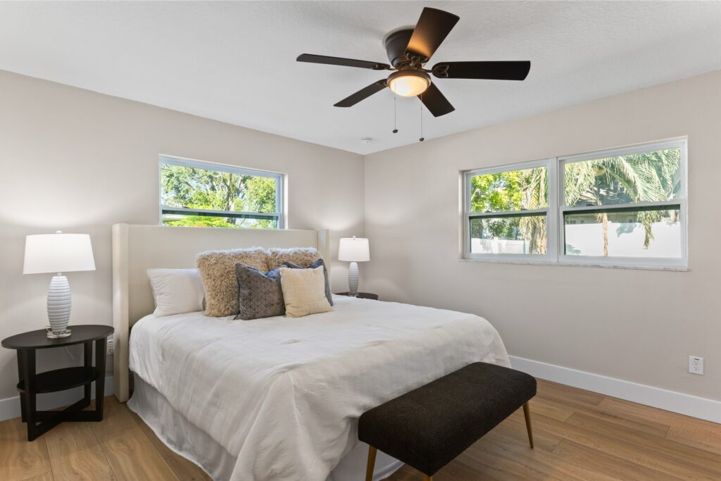 6135 Tanglewood Dr ne-19