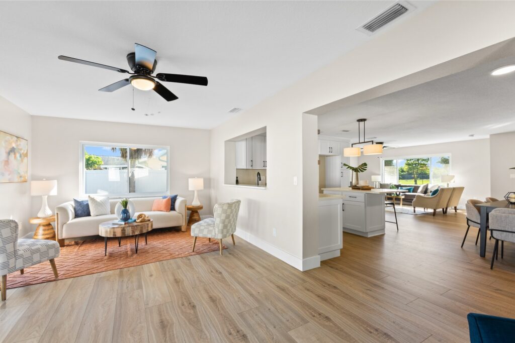 6135 Tanglewood Dr ne-22