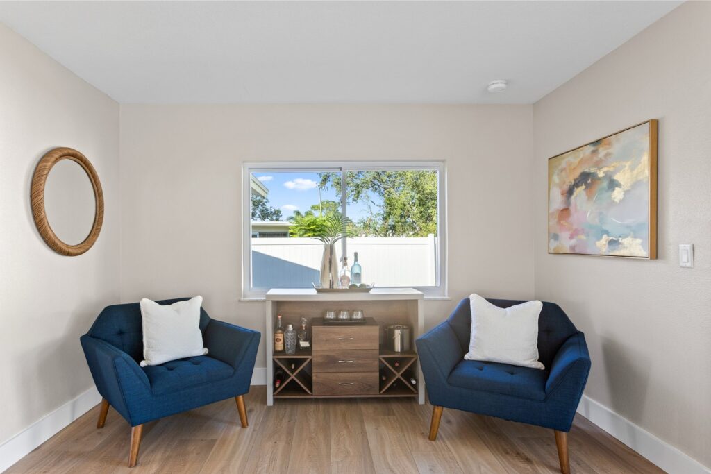 6135 Tanglewood Dr ne-23