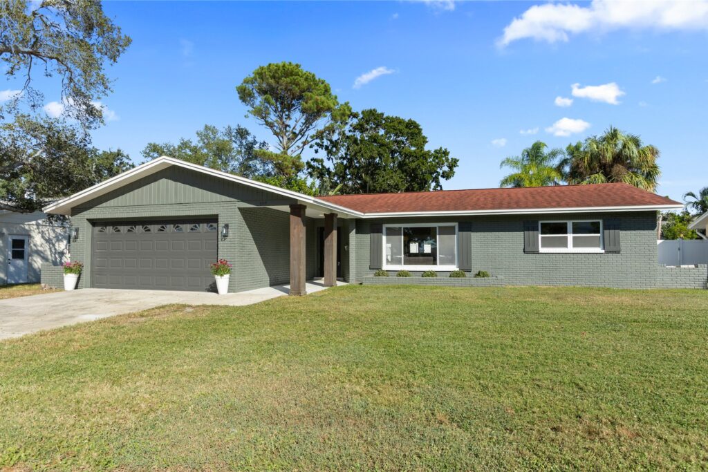 6135 Tanglewood Dr ne-30